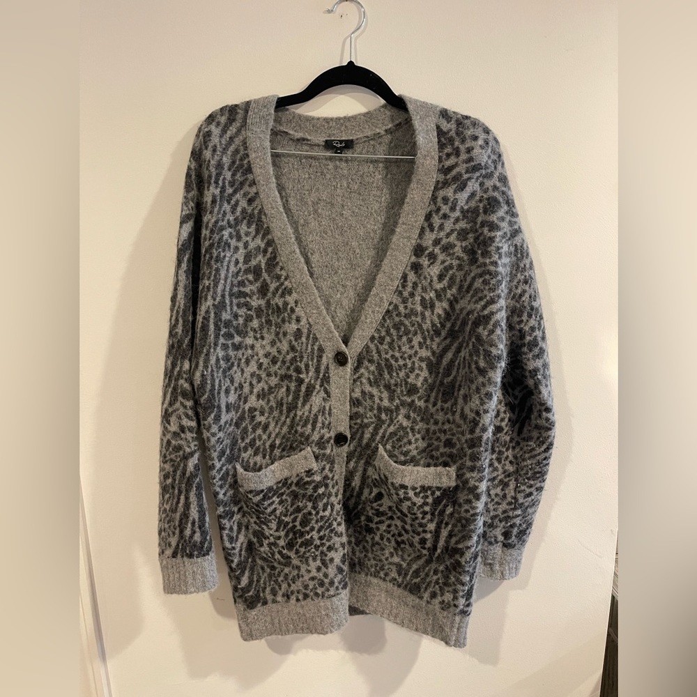 Black and Gray print cardigan sweater